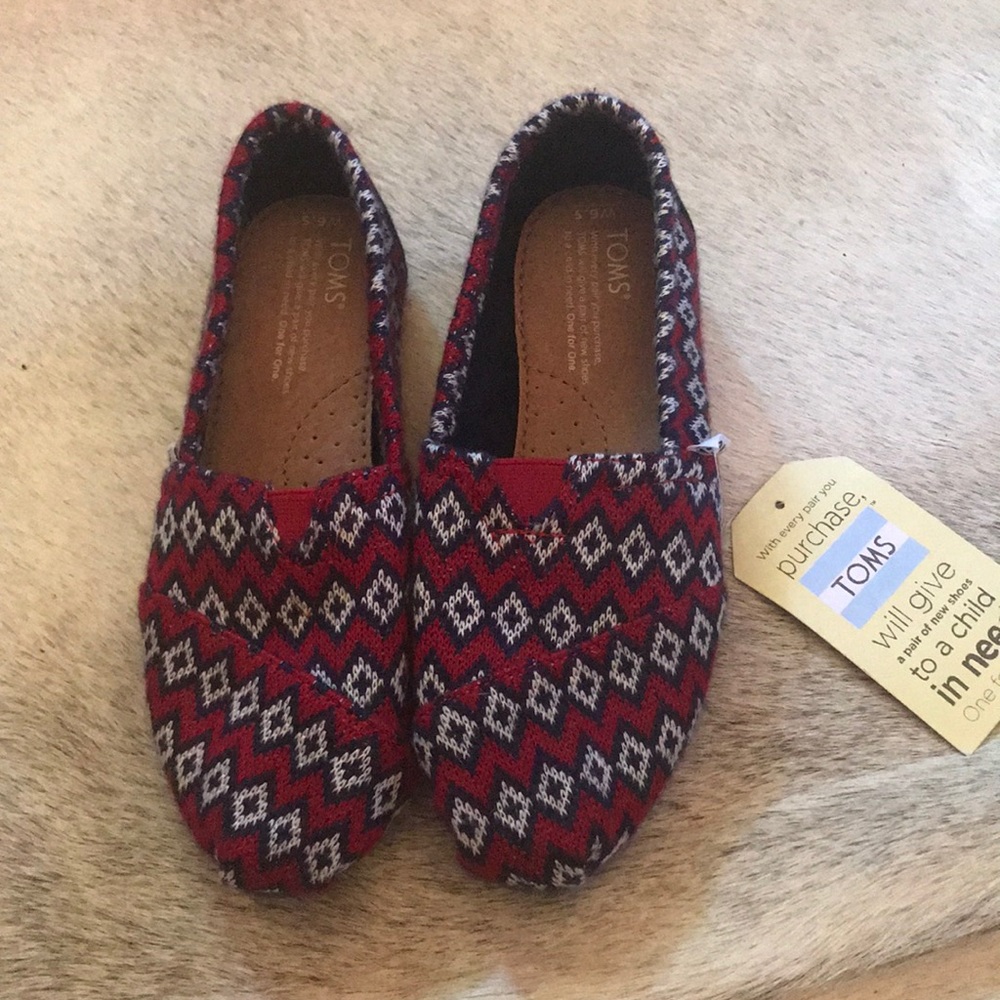 Toms classic slip on shoe